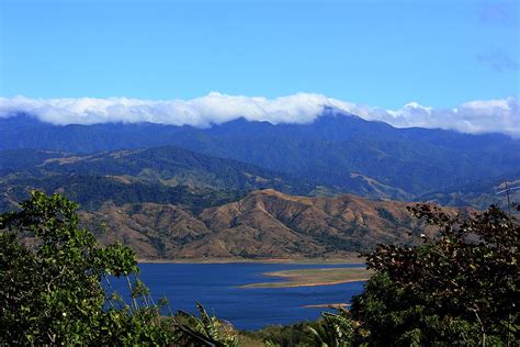 Aurora, Philippines .